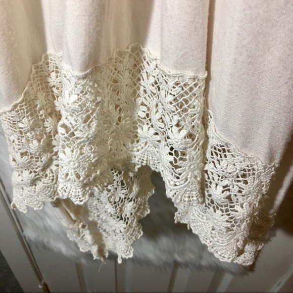 KATE & MALLORY TUNIC - Picture 4 of 6